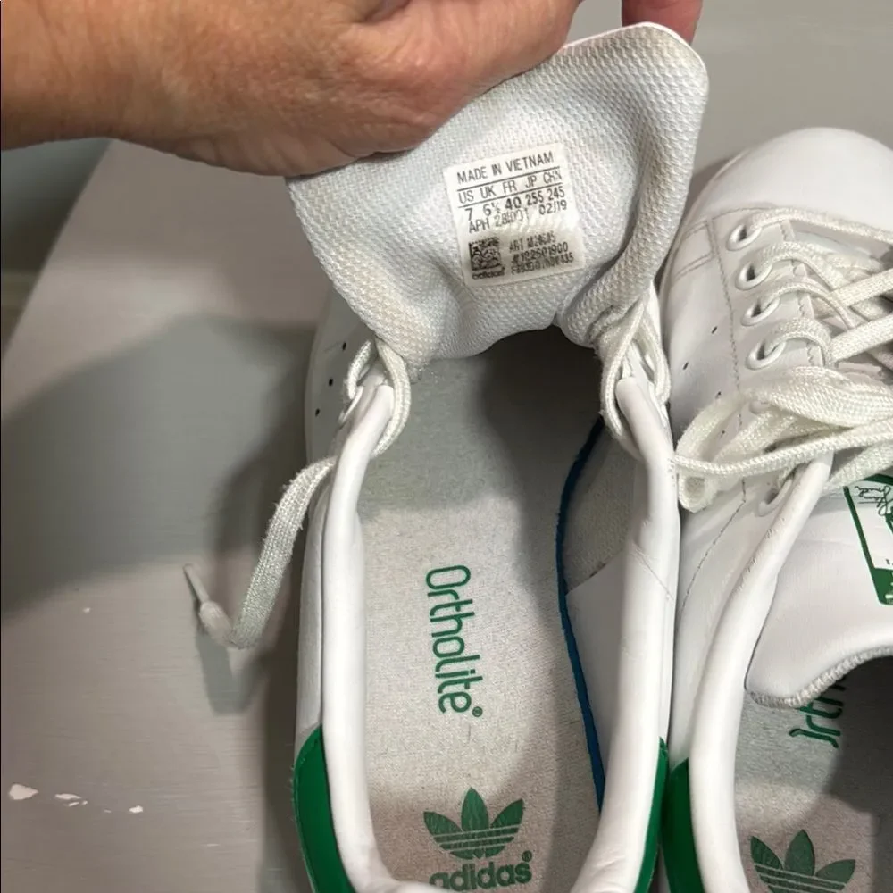 Men’s Adidas Stan Smith Endorsed White and Green Leather Sneakers size 7